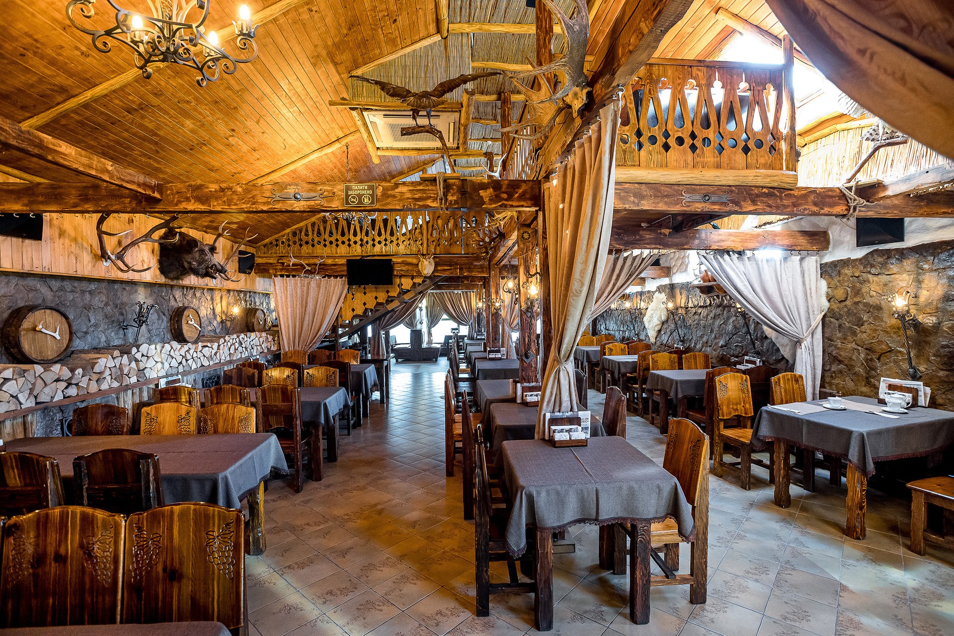 Ціни ростуть, відвідуваність падає: як виживає ресторанний бізнес на Вінниччині