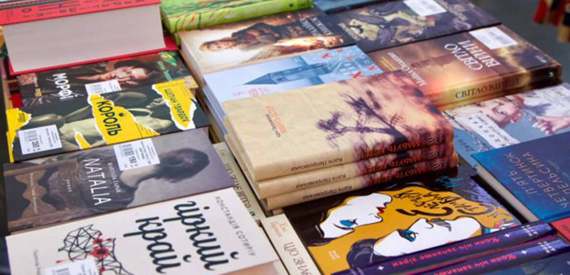 00-5 У світі вже діють 116 україномовних аудіогідів та 380 українських книжкових поличок