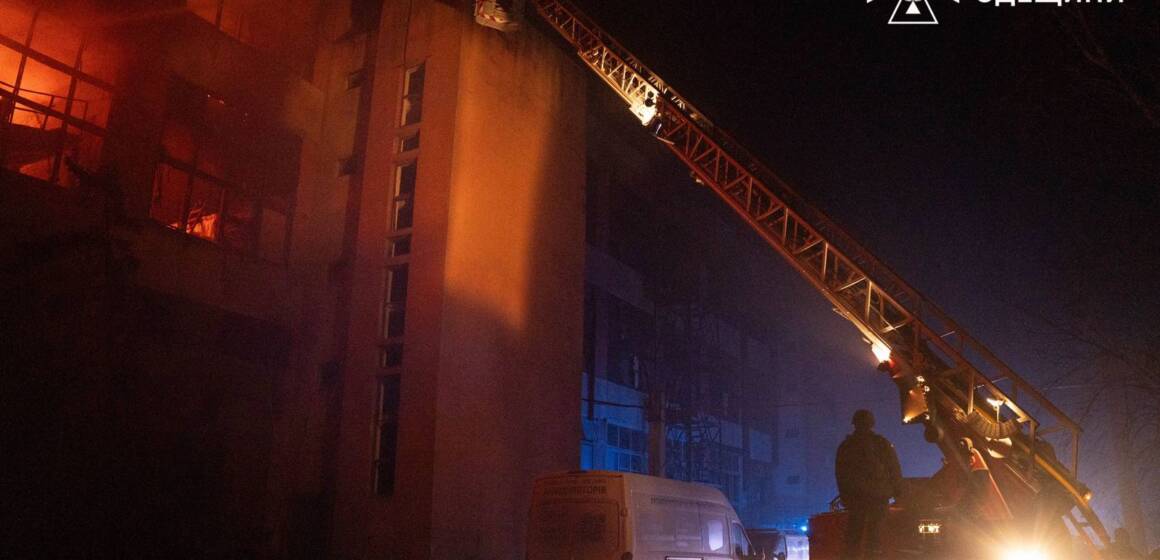 597608608_1296819312485955_2235825132515604891_n Ворог знову завдав ударів по критичній інфраструктурі України: зафіксовано пошкодження