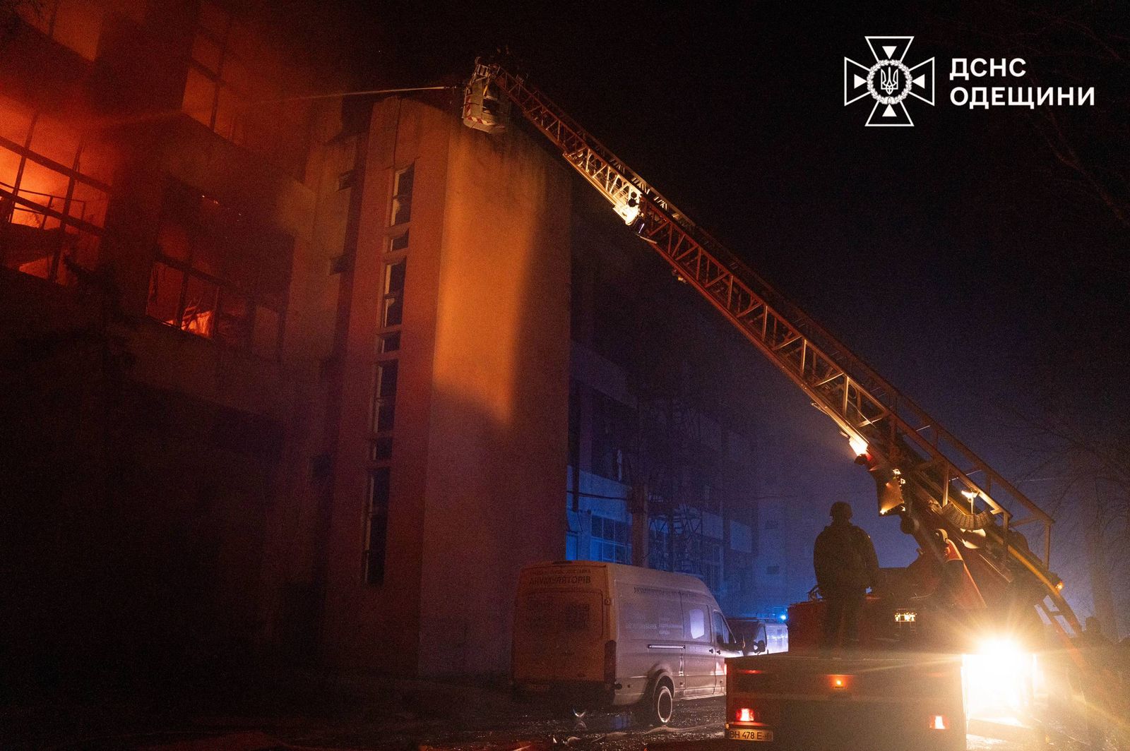 Ворог знову завдав ударів по критичній інфраструктурі України: зафіксовано пошкодження