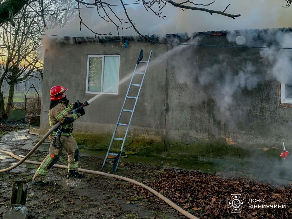 Несправне опалення та порушення правил безпеки спричинили п’ять пожеж на Вінниччині
