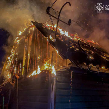 600973217_1340763294729890_7776415252931464158_n П’ять пожеж за добу: на Вінниччині горіли будинки та вантажівка