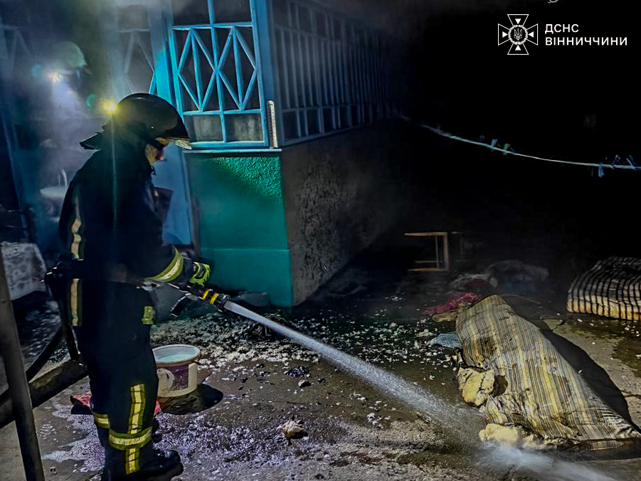 Людська недбалість стала причиною пожеж у житловому будинку, гаражі та на зерносушарці