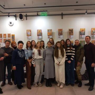 Від старовинних ікон до авторських вертепів: де відвідати унікальну виставку?