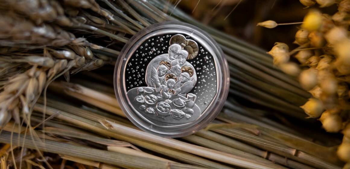 Срібну монету з позолотою  «Дух Різдва» презентував Нацбанк