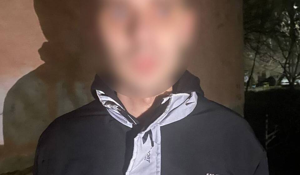 Кокаїн, Альфа-PVP, канабіс та інші наркотики вилучили у 25-річного закладчика