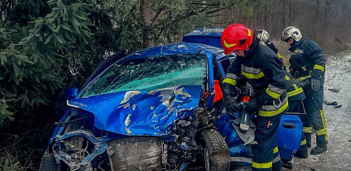 Внаслідок ДТП біля Луки-Мелешківської загинув водій