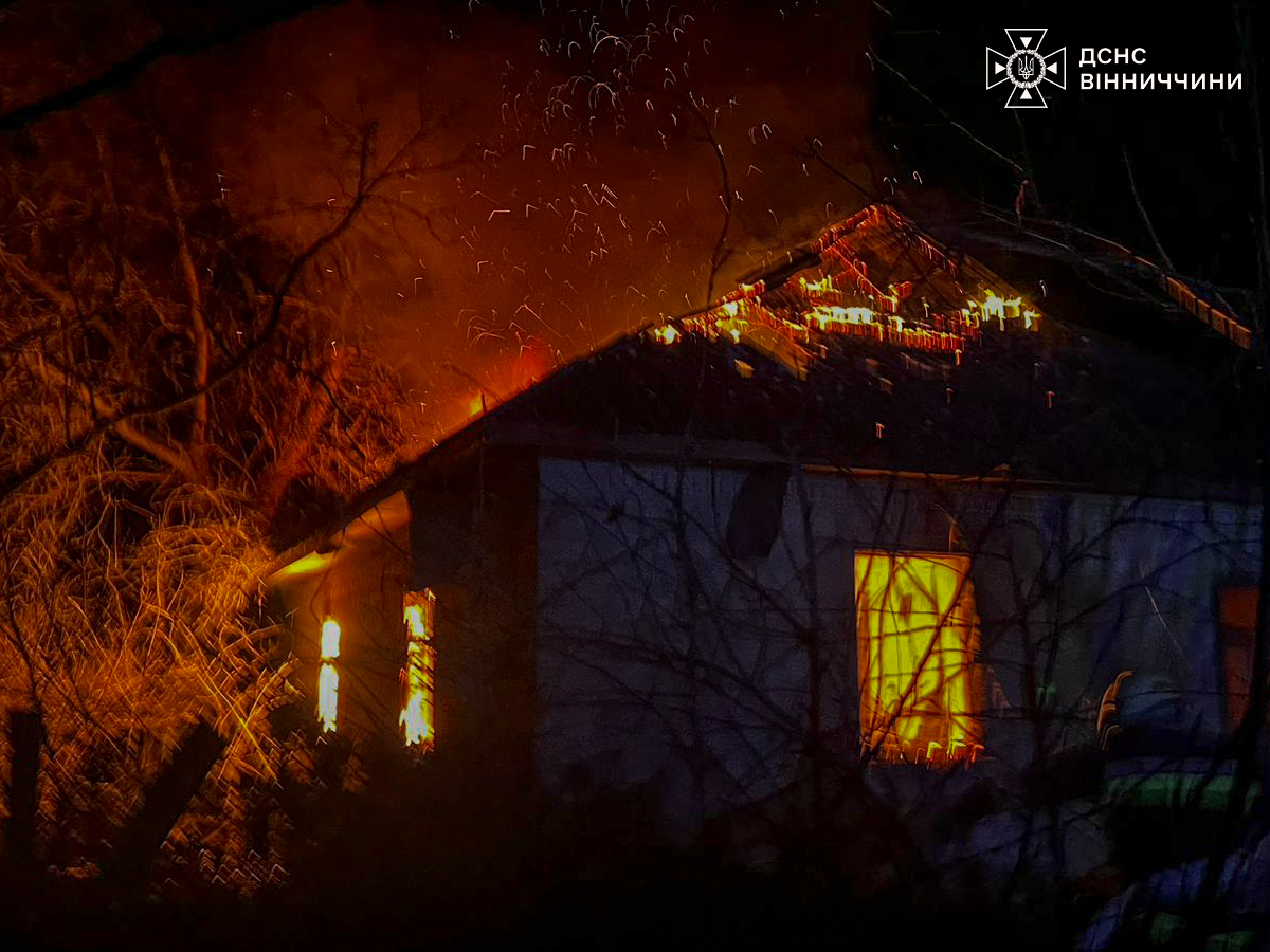 Дві смертельні пожежі за добу: на Вінниччині загинули власники будинків
