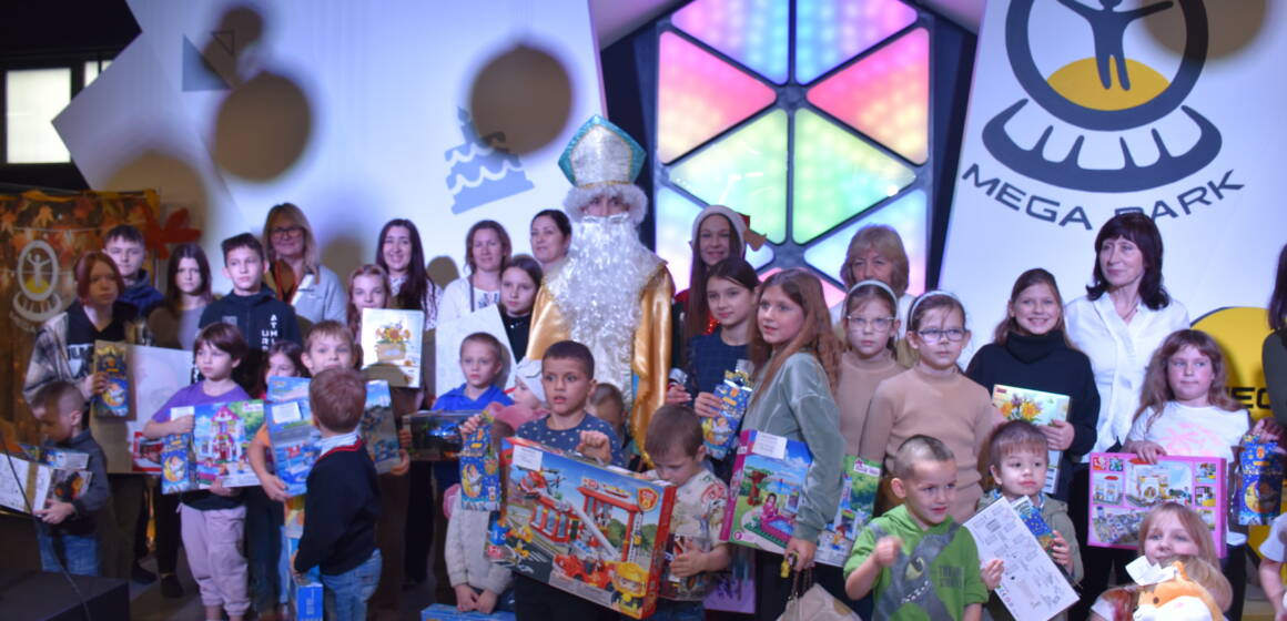 Для дітей, які опинилися в складних життєвих обставинах влаштували розвали до Дня  Миколая