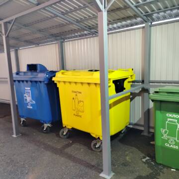 У Вінниці ще три будинки долучилися до роздільного збору сміття