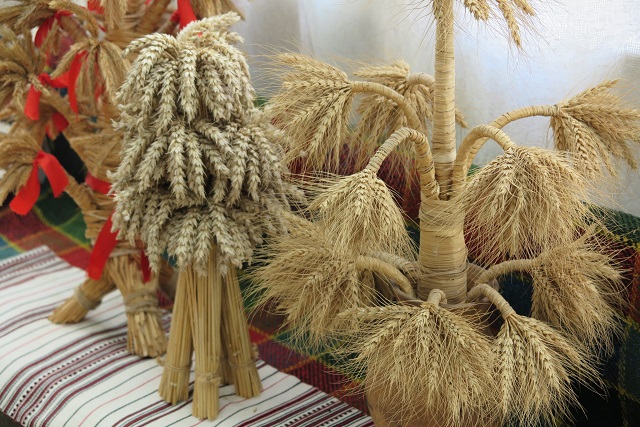 Ялинка VS дідух: як вдало прикрасити різдвяний дім