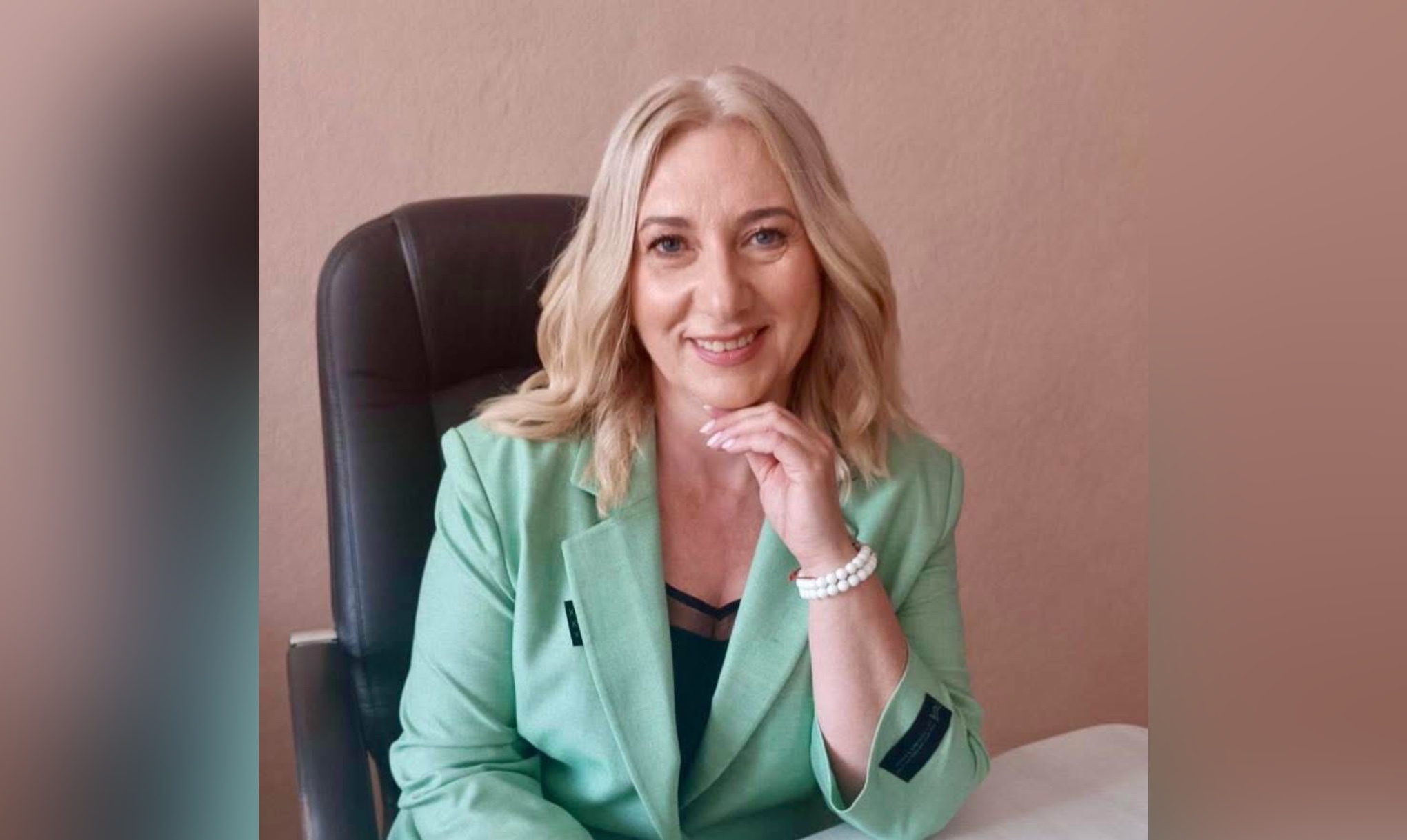 Вінницьку освітянку Олену Вітюк нагороджено Премією Верховної Ради України