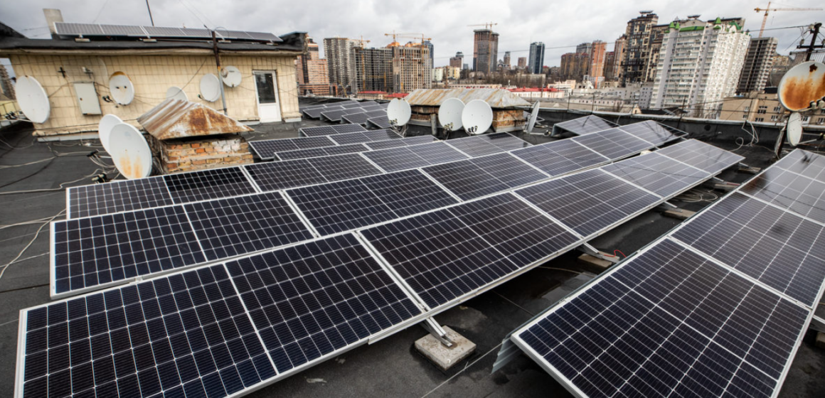 До 40% компенсації: у Вінниці підтримують встановлення сонячних електростанцій на багатоповерхівках
