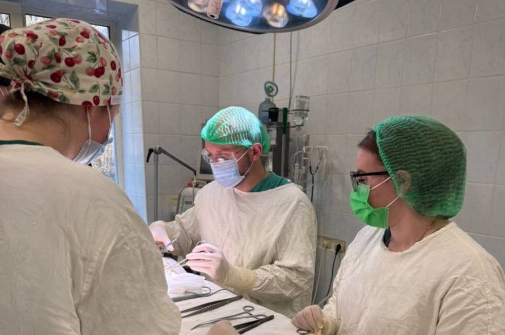 Вінницькі онкохірурги видалили пухлину вагою понад 7 кілограмів