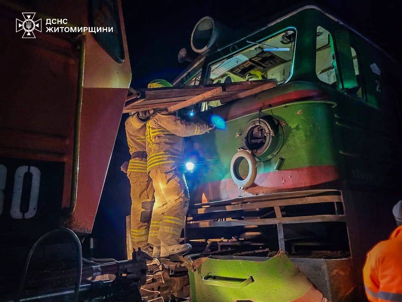 Укрзалізниця обіцяє, що всі встигнуть додому на Святвечір