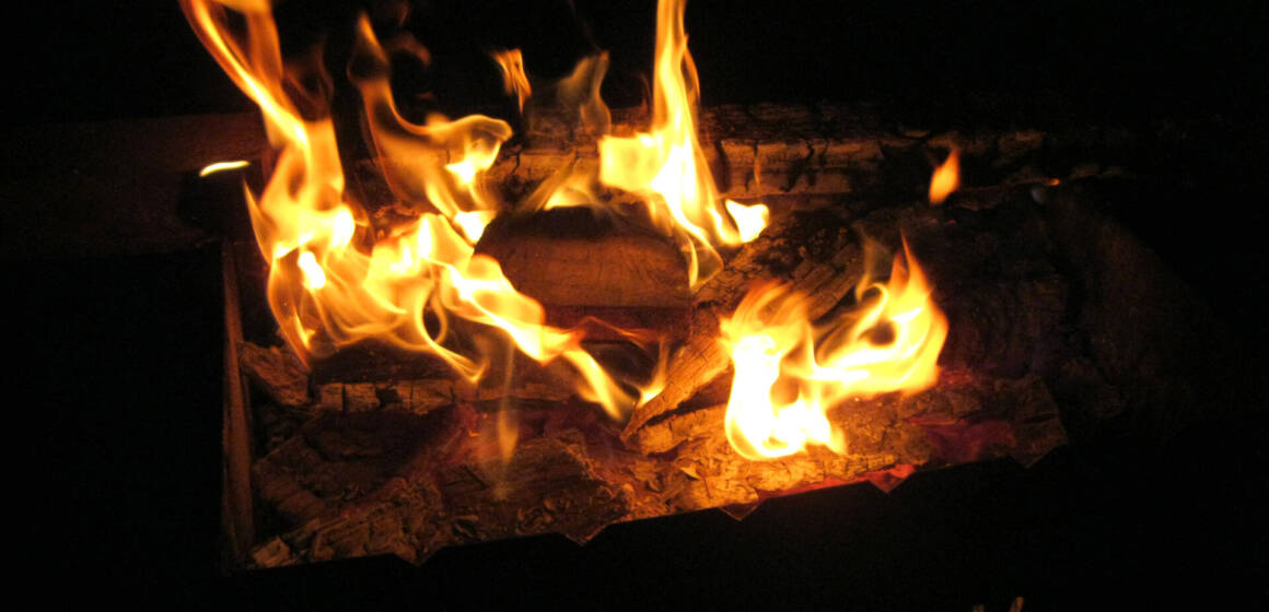 Free picture (Fire in barbecue) from https://torange.biz/fire-barbecue-9375 На Вінниччині за добу ліквідовано три пожежі: горіли житлові та нежитлові будівлі