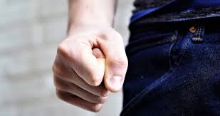 У Вінниці підлітки побили 16-річного хлопця, відео поширили в соцмережах – прокуратура розслідує інцидент