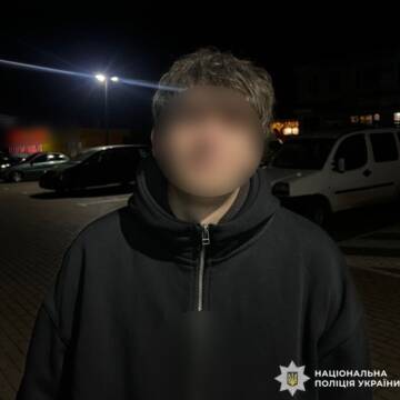 Квартирант викрав зі схованки господаря 3 тисячі доларів та 130 тисяч гривень