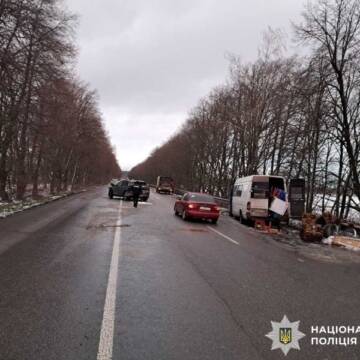 На Вінниччині в ДТП постраждали двоє людей