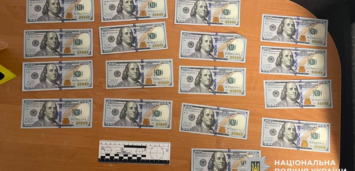 На Вінниччині поліцейські за добу розшукали рецидивістів, які викрали з будинку значну суму