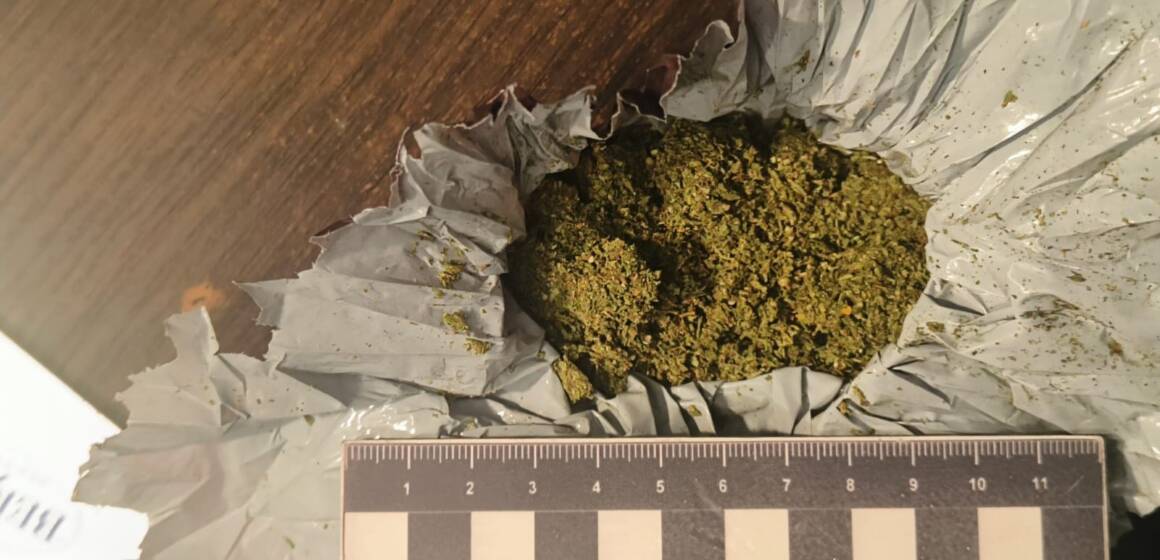 У Вінниці затримали наркозакладчика із партією заборонених речовин