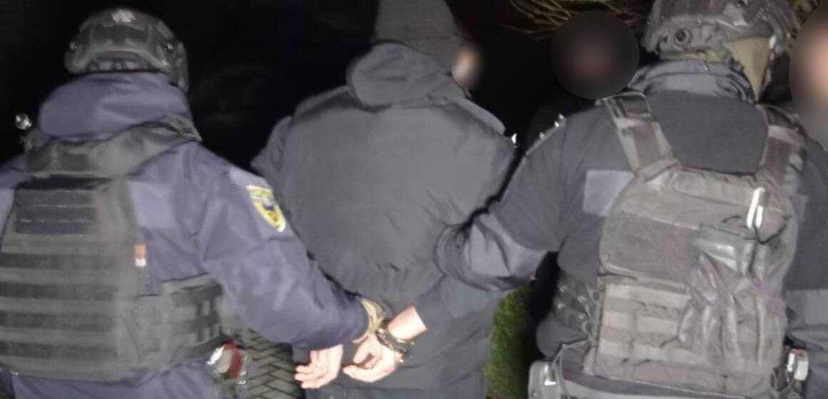 v15_cb15a47a5b4981138be8a901bf4a58ec На Вінниччині поліція затримала банду, що вимагала у підприємців понад $200 тис.