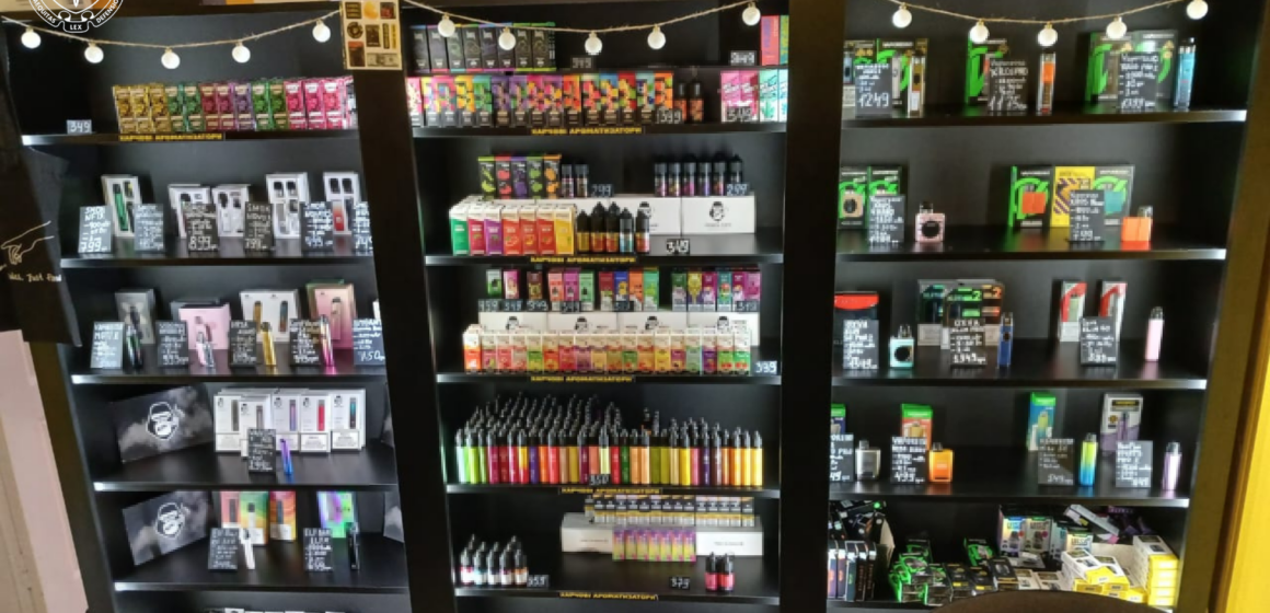 Понад 60 нелегальних магазинів із продукцією для куріння закрили на Вінниччині