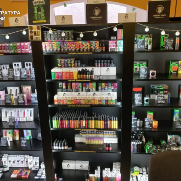 Понад 60 нелегальних магазинів із продукцією для куріння закрили на Вінниччині