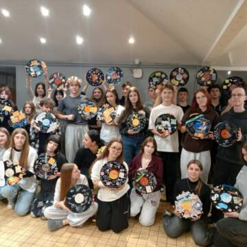 Діти Героїв із Вінниччини повернулися з освітньої подорожі до Франції