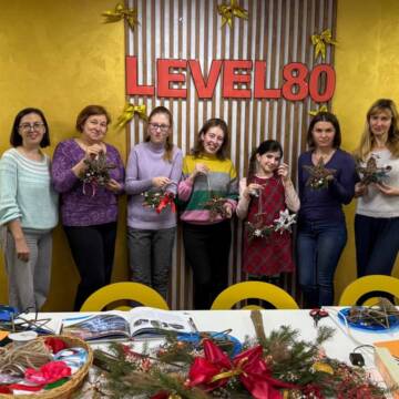 У Вінниці відбувся творчий майстерклас Вінничанки власноруч створювали символ Різдва