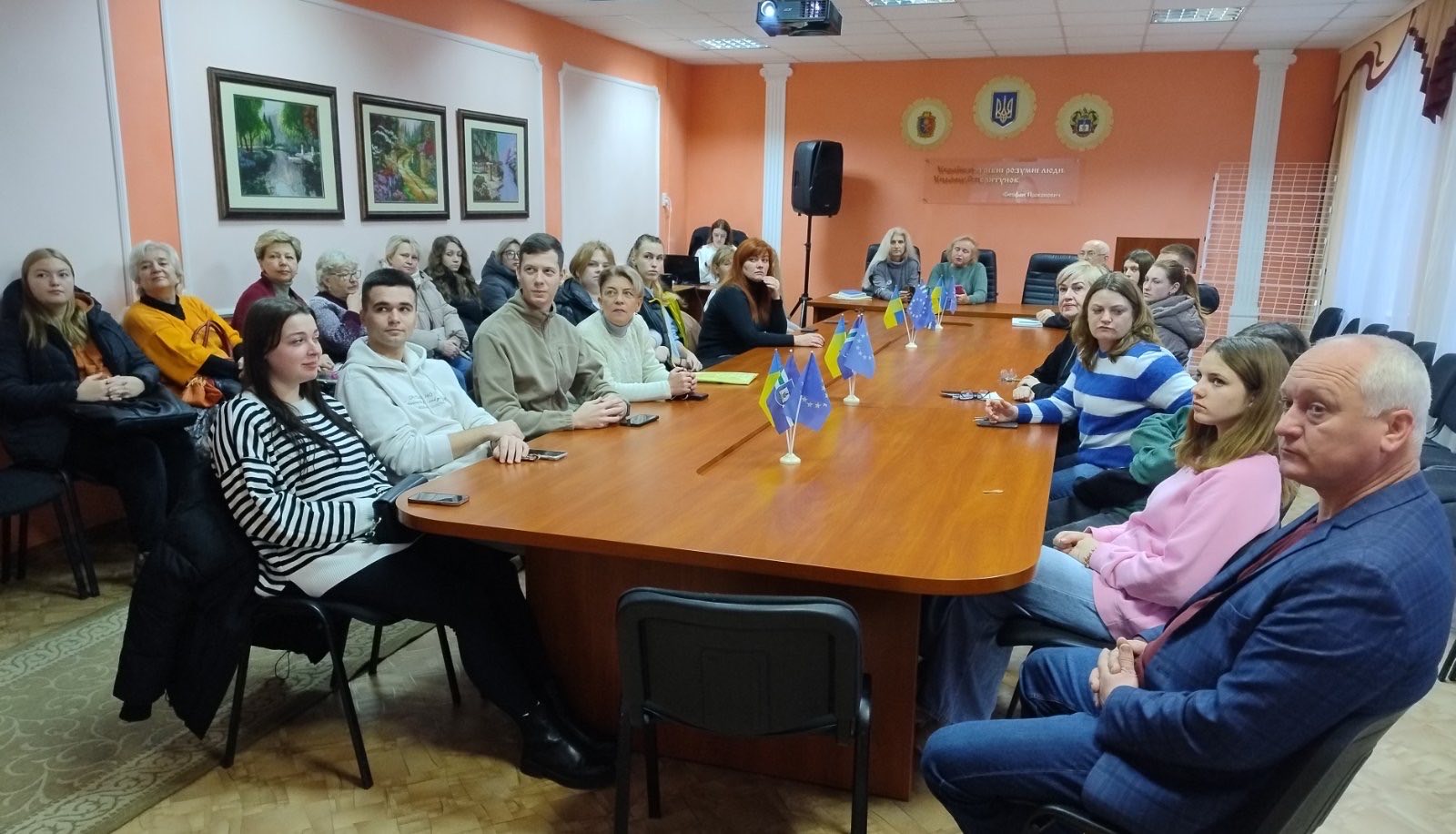 Освіта в США: у Хмельницькій академії відбулася зустріч із Владиславом Довганем