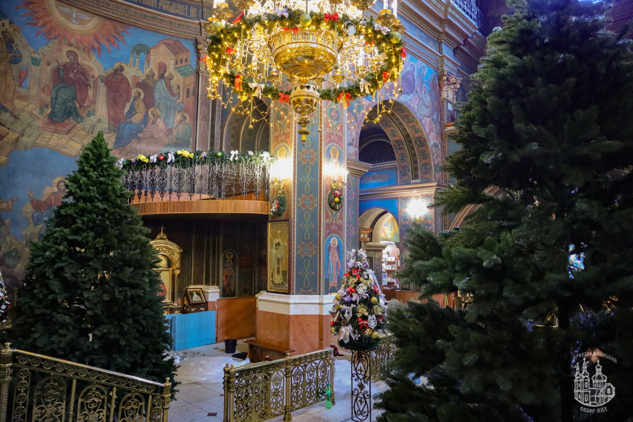 Як проходитимуть богослужіння у кафедральному соборі впродовж Різдвяного тижня