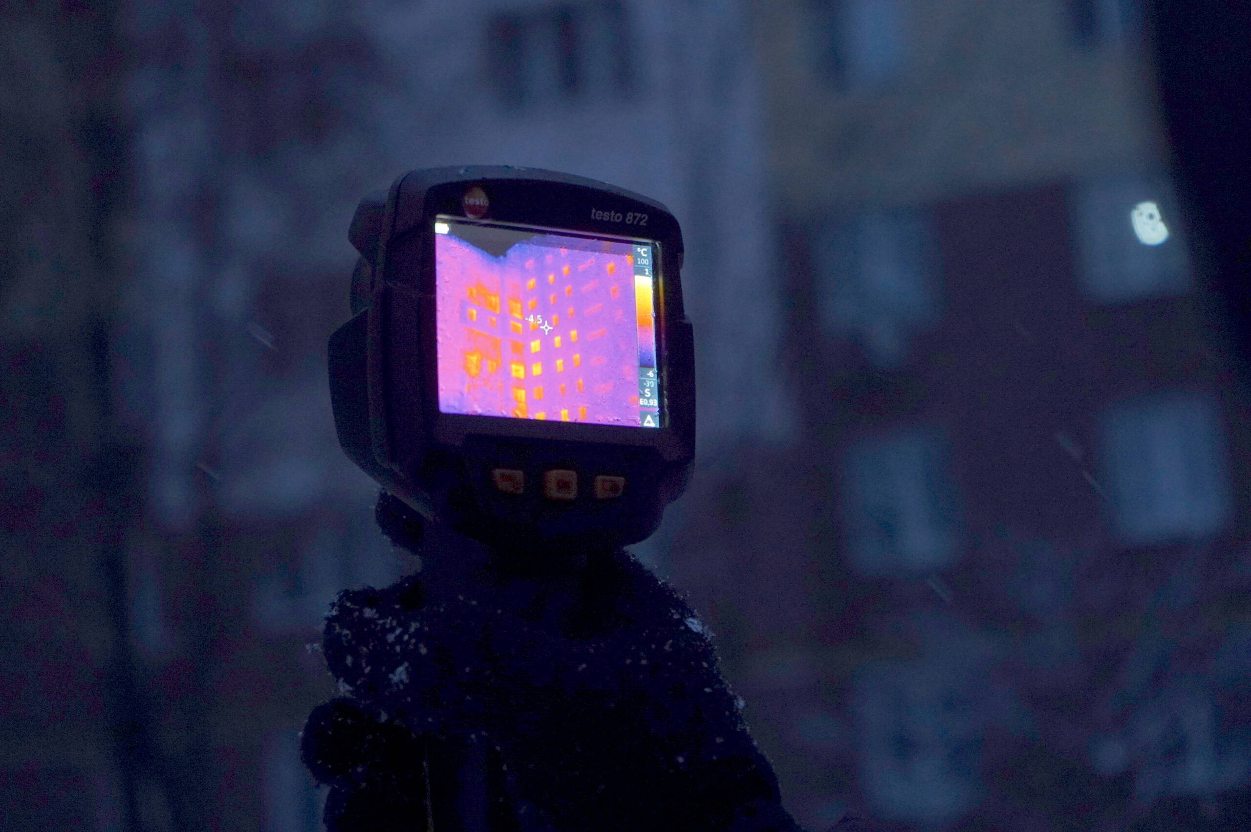 Економія 800 грн на місяць та вчетверо менше тепловтрат: результати перевірки багатоповерхівки