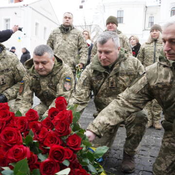 027_VIN00161 День Соборності у Вінниці: вшанування тих, хто єднав і боронить державу