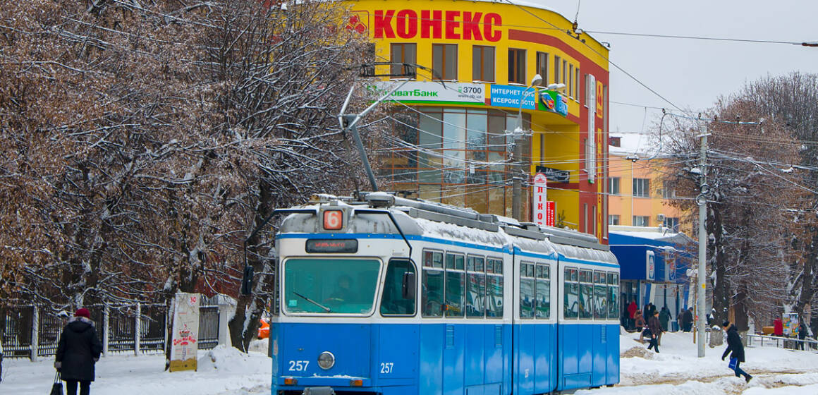 У Вінниці через негоду тимчасово змінено режим руху трамваїв і тролейбусів