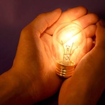 На Вінниччині продовжують діяти цілодобові графіки відключень світла