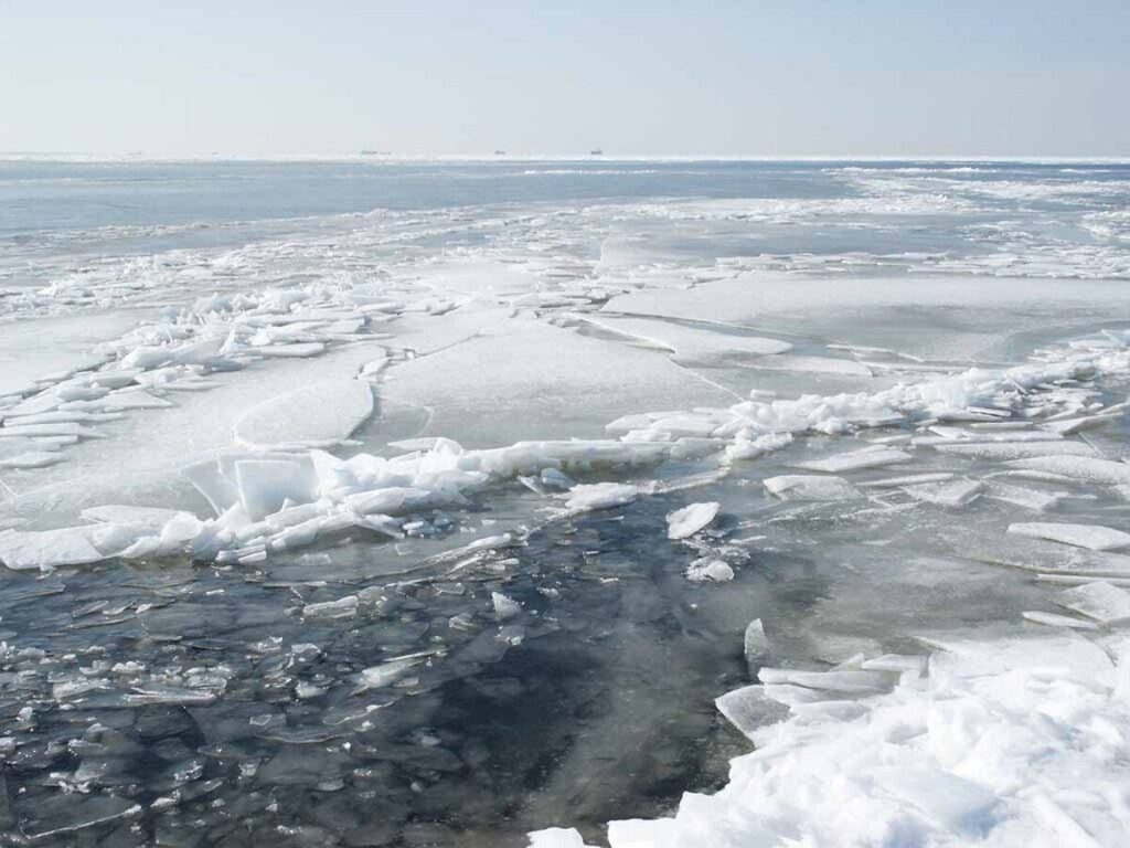 Рятувальники попереджають вінничан про небезпечний лід на водоймах