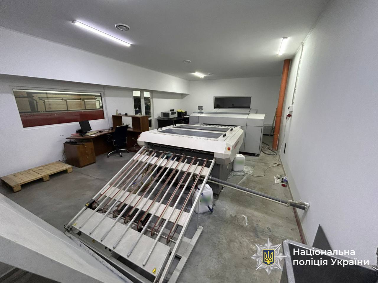 Фейкові марки на 5 мільйонів: у Вінниці викрили організатора підпільної друкарні
