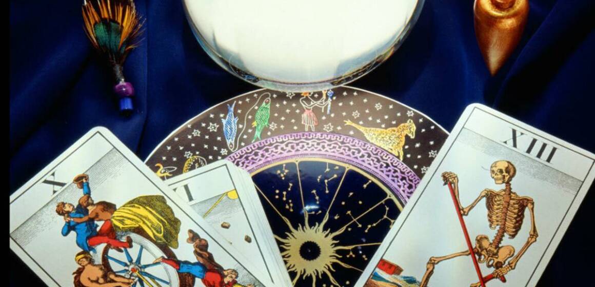 Гороскоп за картами Таро на 16 січня: час істини та великих змін