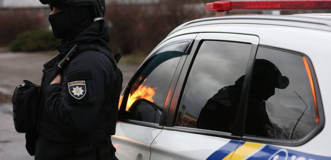 Перевищив швидкість утричі та тікав від поліції: на Вінниччині зупинили водія BMW