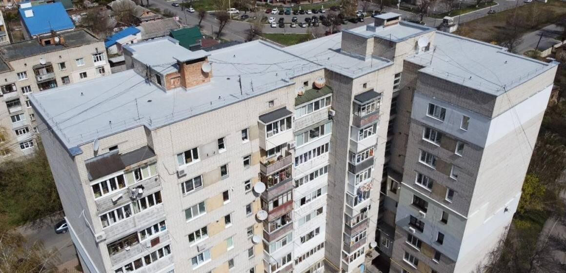 У Вінниці у 2025 році відремонтували 27 покрівель у будинках ОСББ