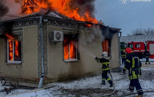 На Вінниччині горіли приватні будинки та їдальня