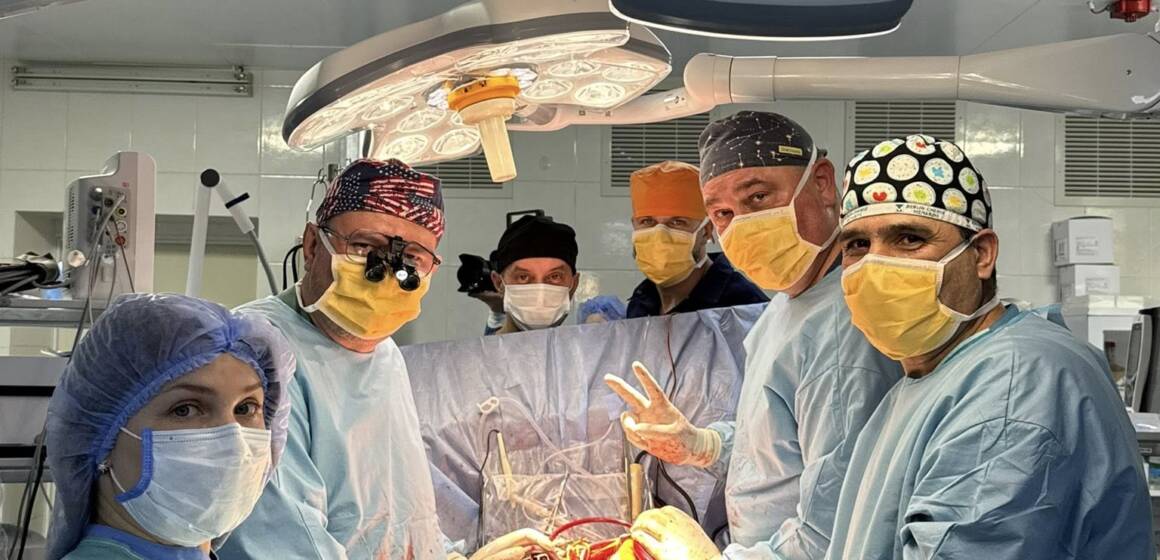 608993373_746448438507674_518432522069701325_n Серце та дві нирки пересадили пацієнтам вчора на Вінниччині