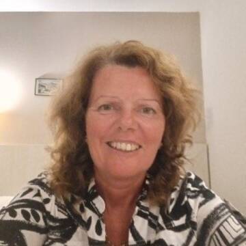 Розшукують безвісти зниклу вінничанку