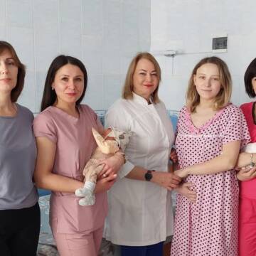 615566553_1400405568539120_747885819125453338_n Подвійна радість в Іллінцях: народилася перша двійня