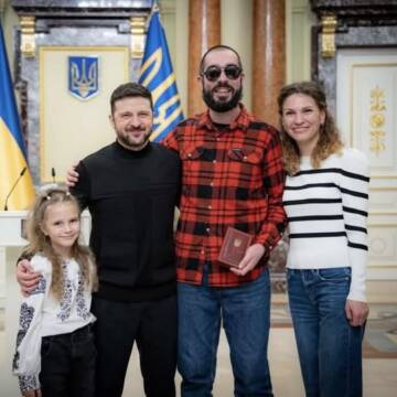 615749560_1475981511203579_7116555431278833544_n Срібний призер Ігор Нескорених з Вінниччини отримав державну нагороду від Президента