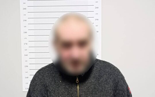 Вбивство сокирою у Хмільнику: поліція затримала рецидивіста