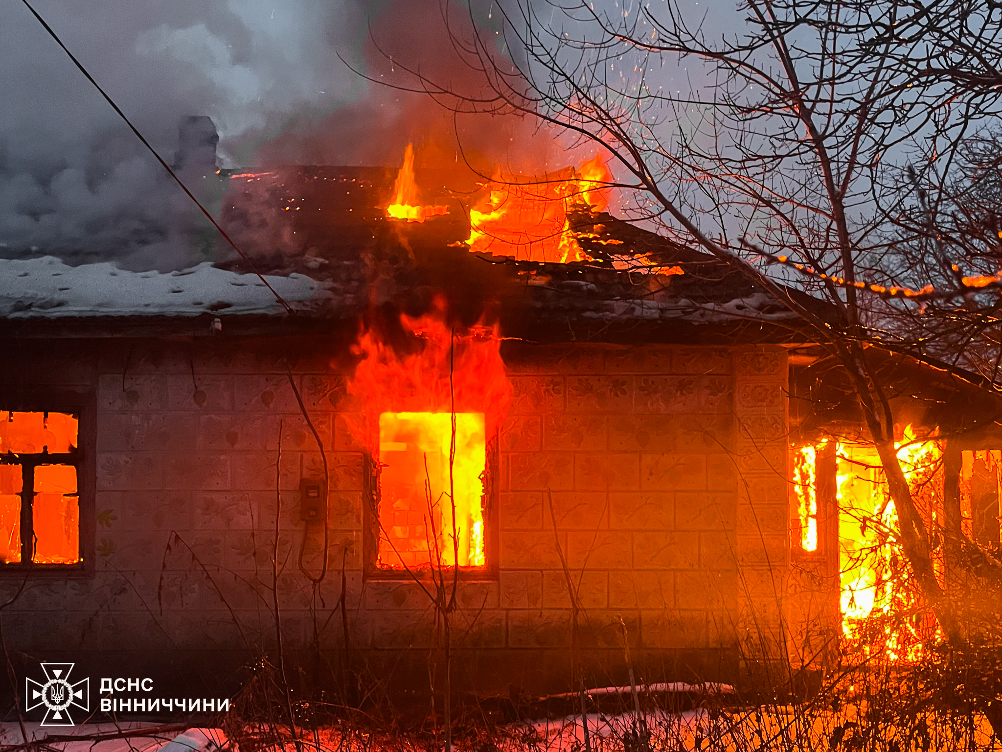 Пічне опалення та недбалість стали причинами семи пожеж на Вінниччині
