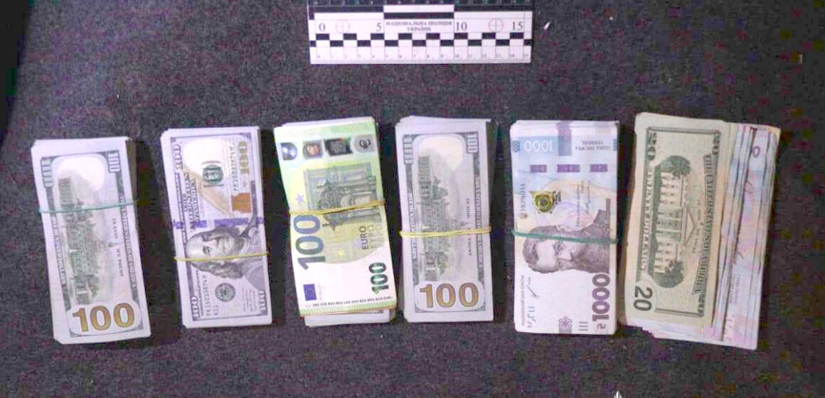 623266150_1303171428518011_1518738637206536048_n Видурили 1,8 мільйона: на Вінниччині затримали псевдосиловика, який ошукав пенсіонерку