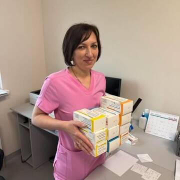 Медсестра врятувала життя пасажиру просто в тролейбусі у Вінниці